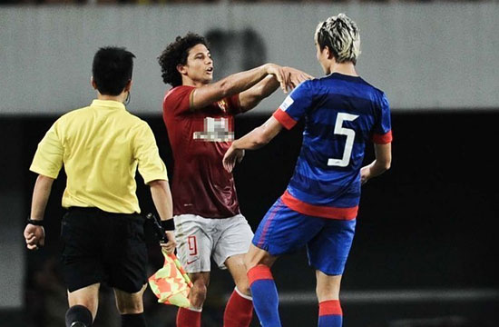 形容一个人的动作慢