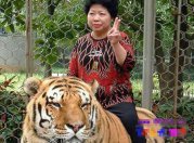 <b>看一次笑一次,中国大妈已统治地球</b>