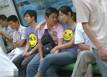 生平撞衫无数,但这次撞得最伤