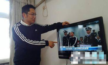 生平撞衫无数,但这次撞得最伤