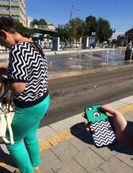 生平撞衫无数,但这次撞得最伤