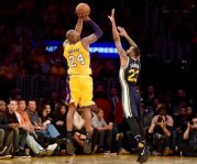 关于打篮球的散文600字,场上场下都是热爱